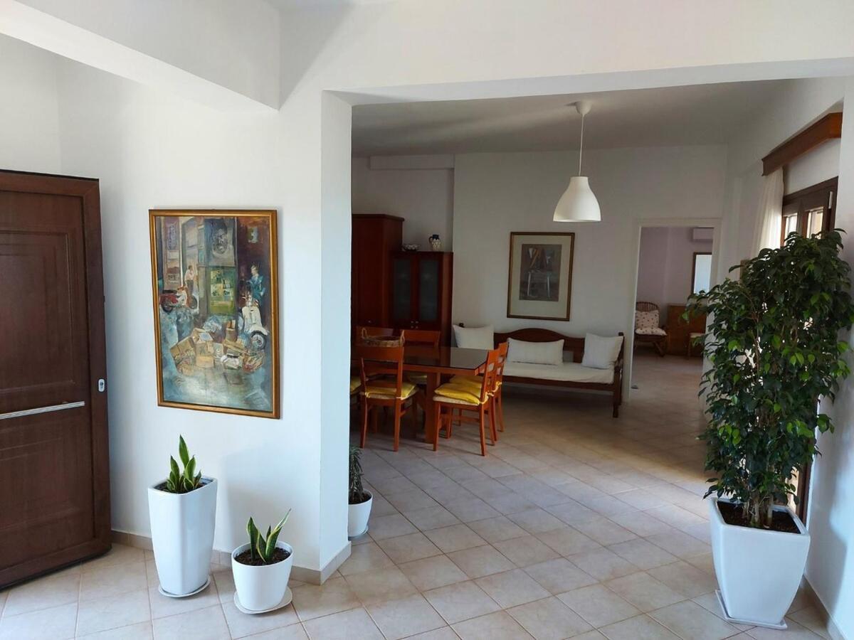 Villa Thalia Гувес Екстериор снимка