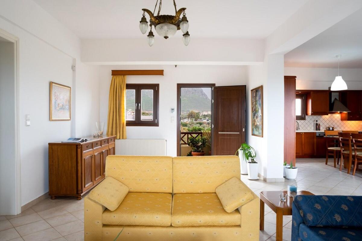 Villa Thalia Гувес Екстериор снимка